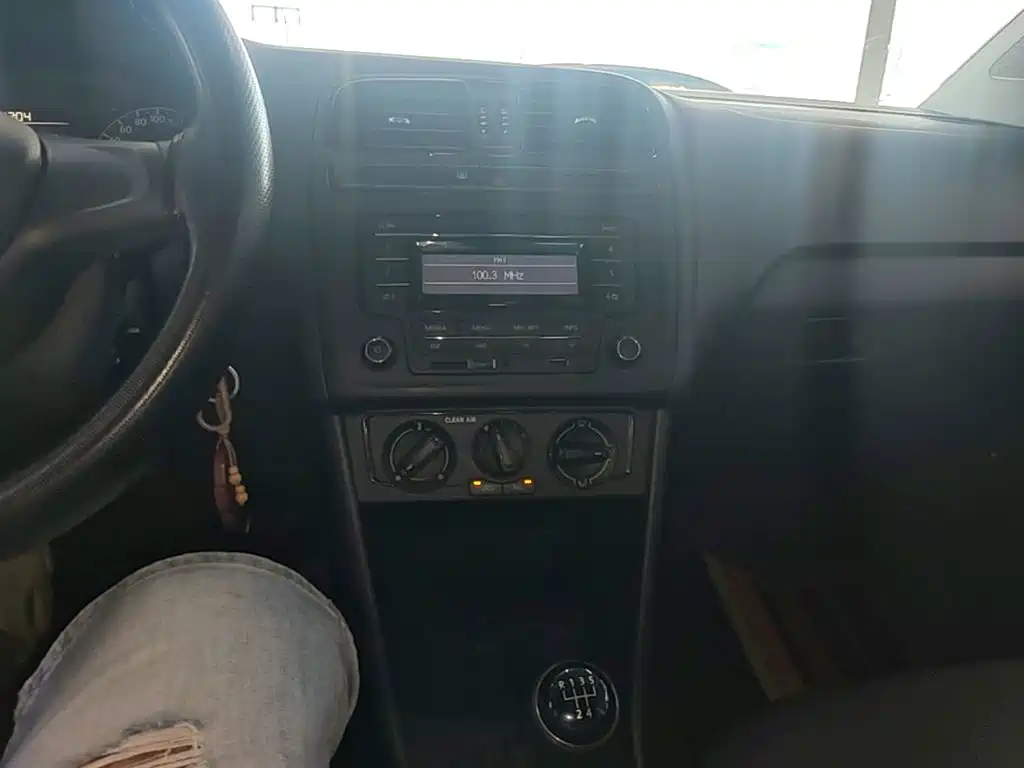 Volkswagen Polo — миниатюра 13