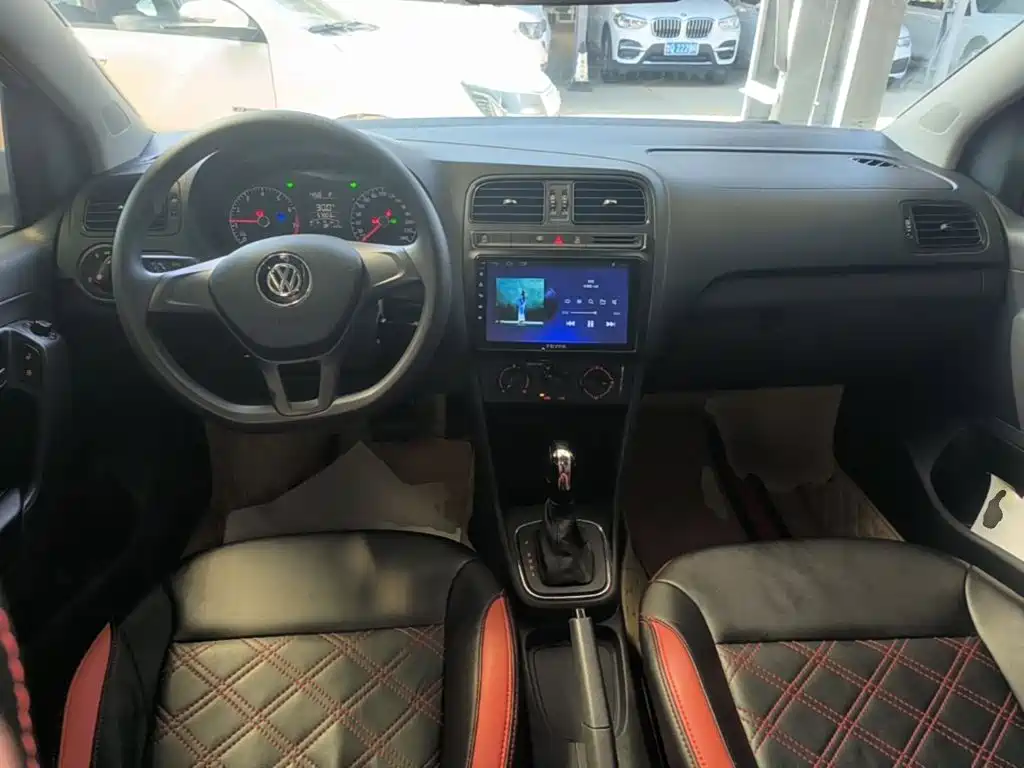 Volkswagen Polo — миниатюра 10