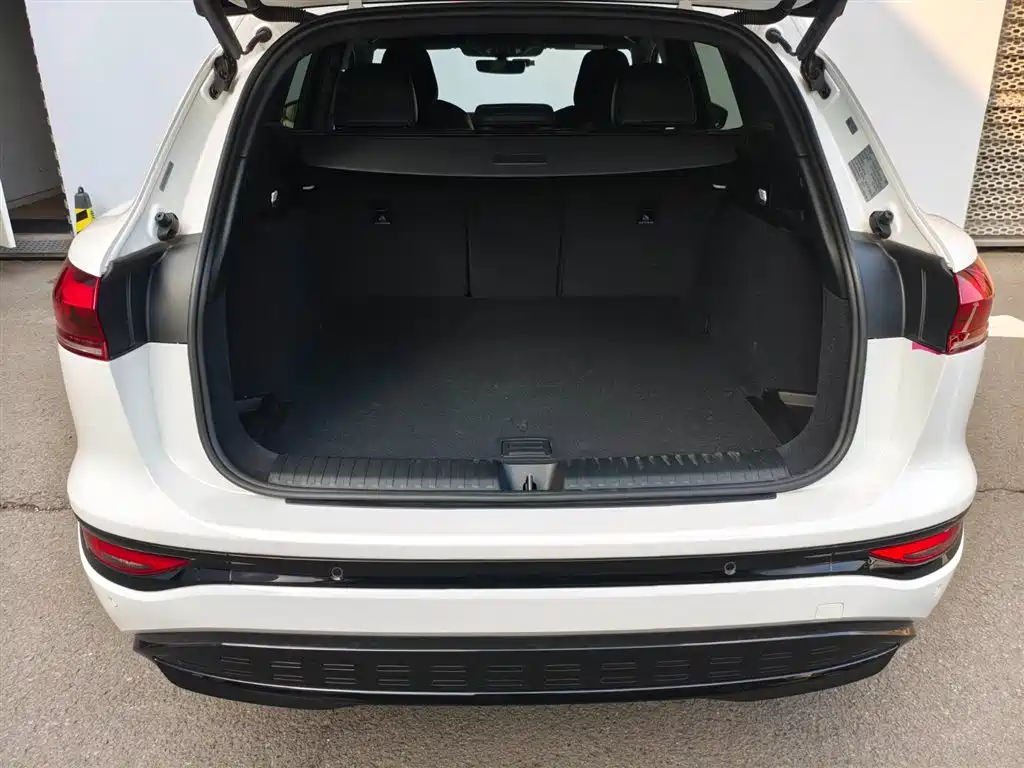 Audi AudiQ6L e-tron — миниатюра 8