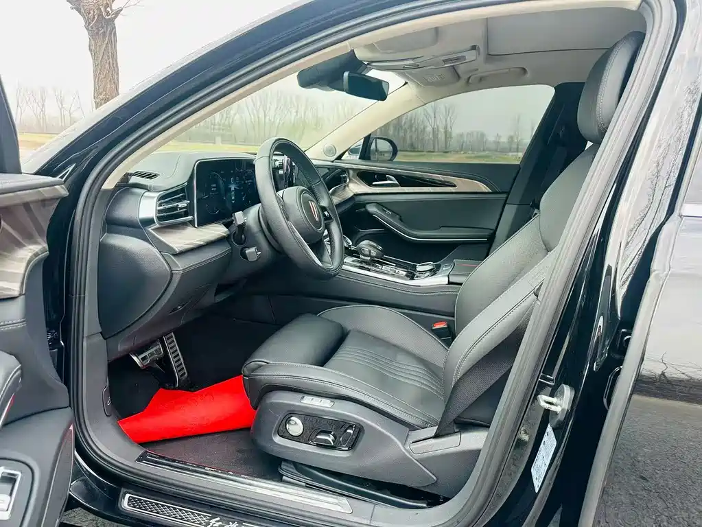 Hongqi H9 2022 2.0T