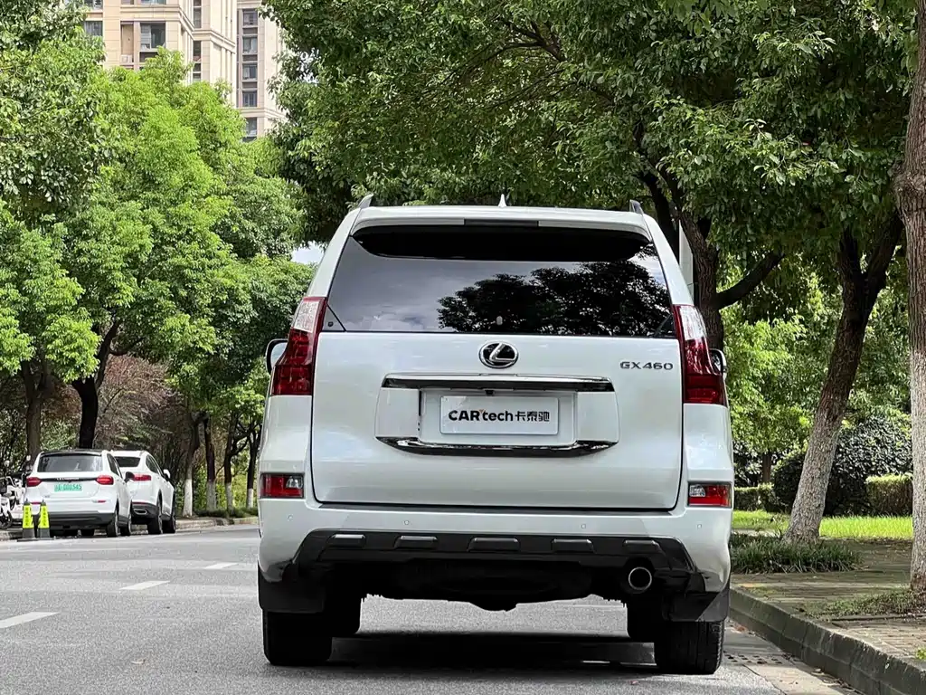 Lexus GX — миниатюра 24