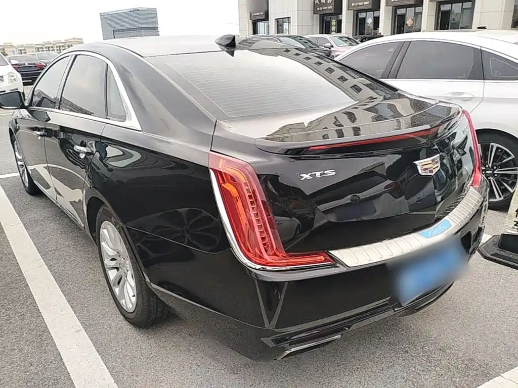Cadillac XTS — миниатюра 5