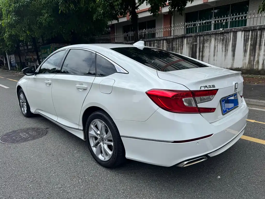 Honda Accord — миниатюра 3