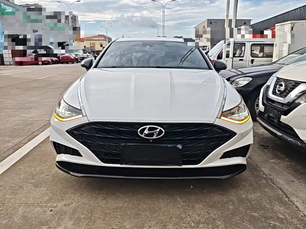 Hyundai Sonata — миниатюра 3