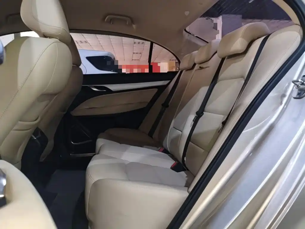 Geely Emgrand — миниатюра 17