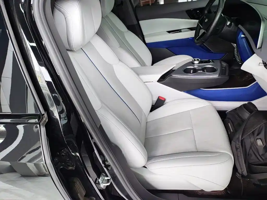 Cadillac IQ — миниатюра 25