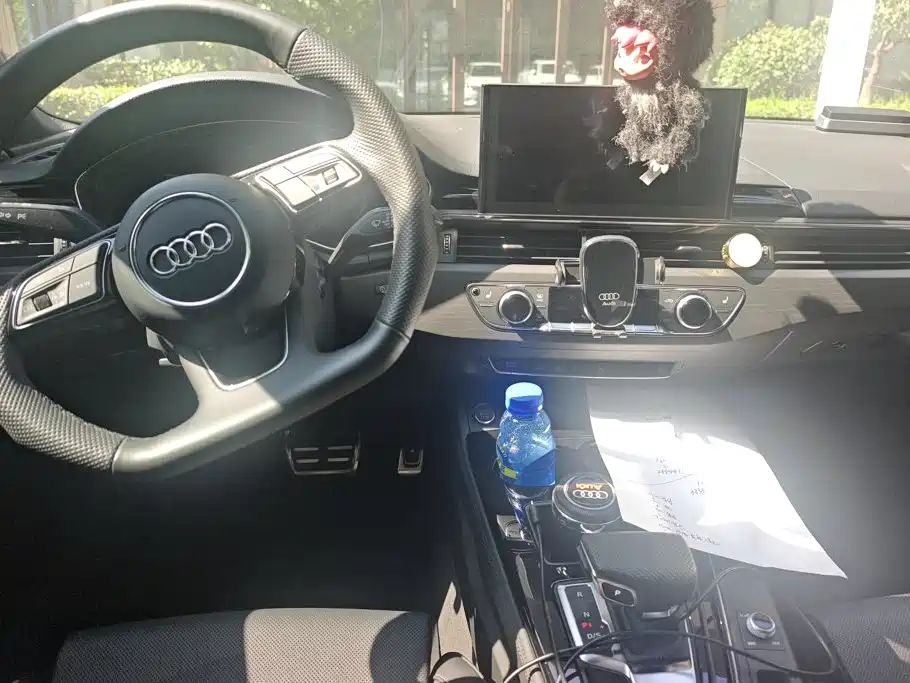 Audi A4L — миниатюра 12