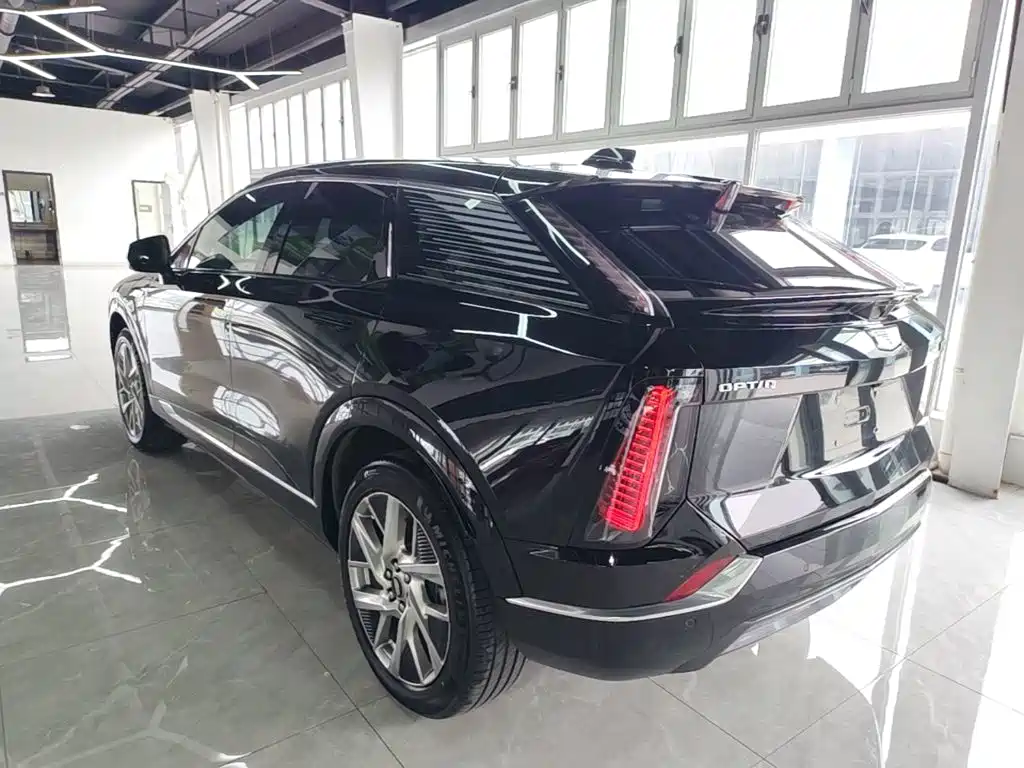 Cadillac IQ — миниатюра 5