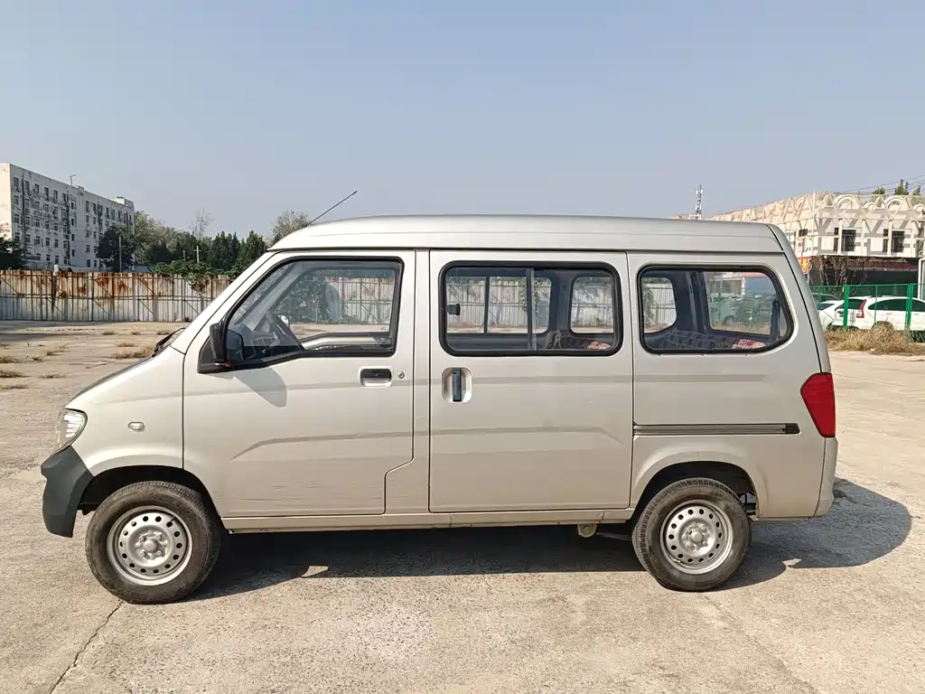 Wuling Zhiguang — миниатюра 4