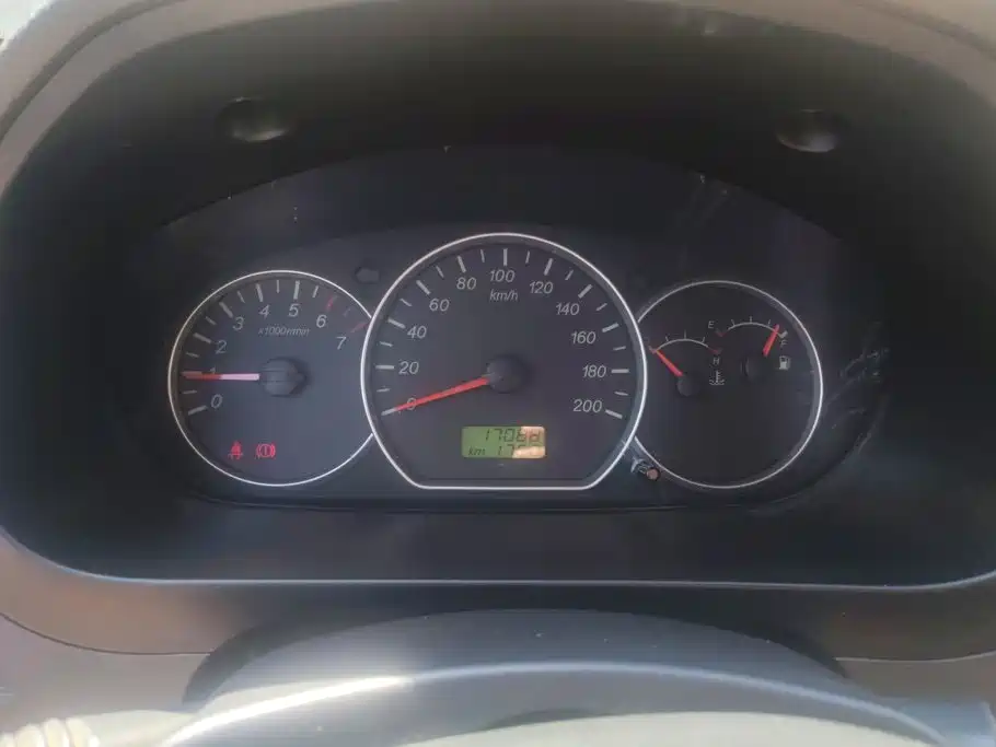 Wuling Hongguang — миниатюра 14