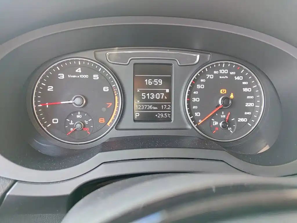 Audi Q3 — миниатюра 12