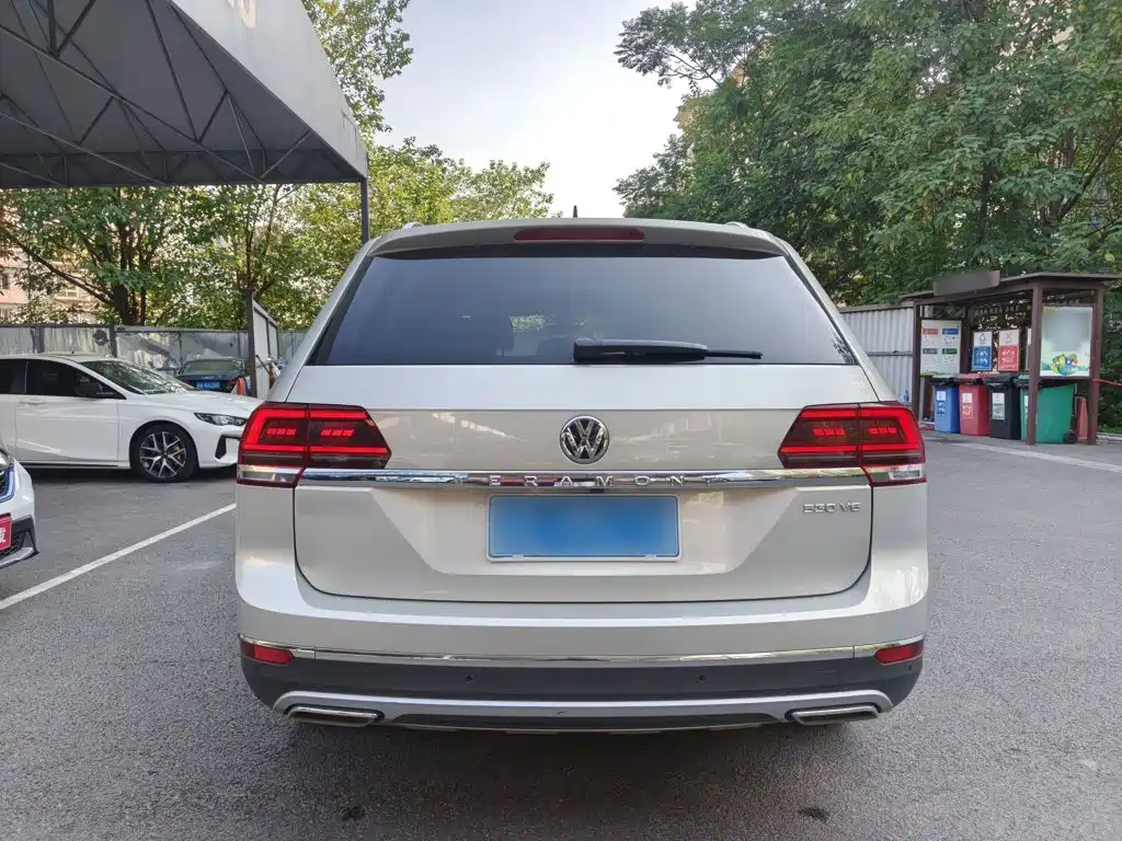 Volkswagen Teramont — миниатюра 6