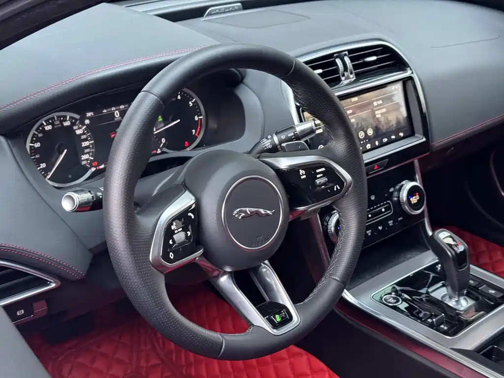 Jaguar XEL — миниатюра 17