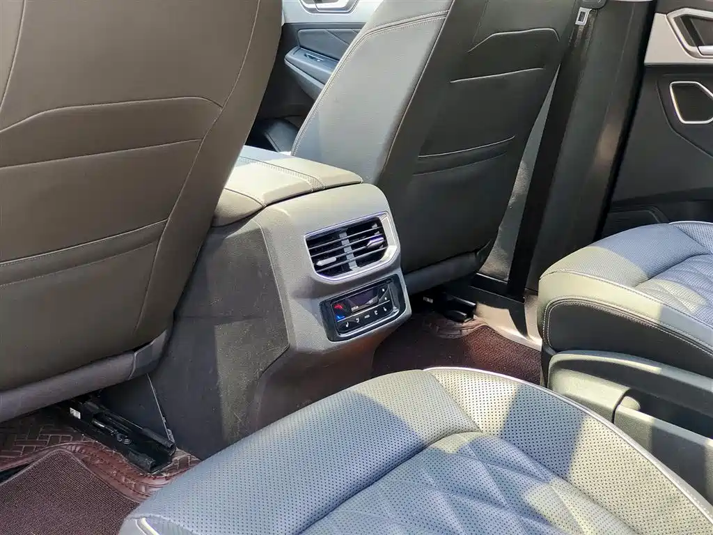 Volkswagen Viloran 2021 380TSI Luxury Pro