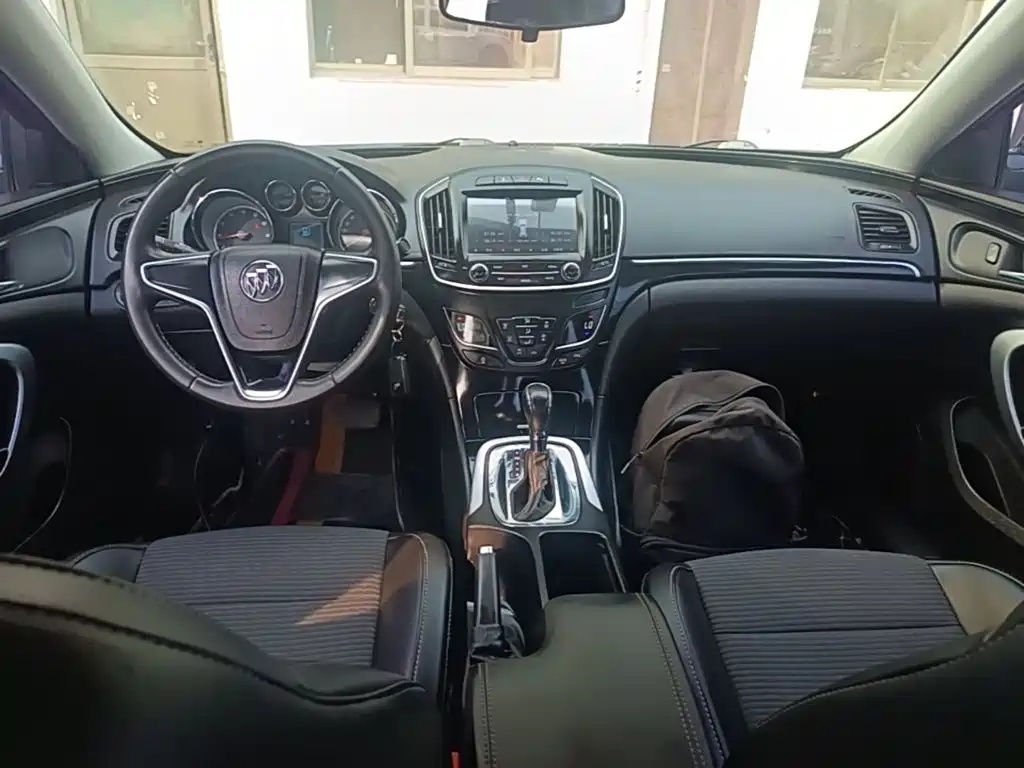 Buick Regal — миниатюра 6