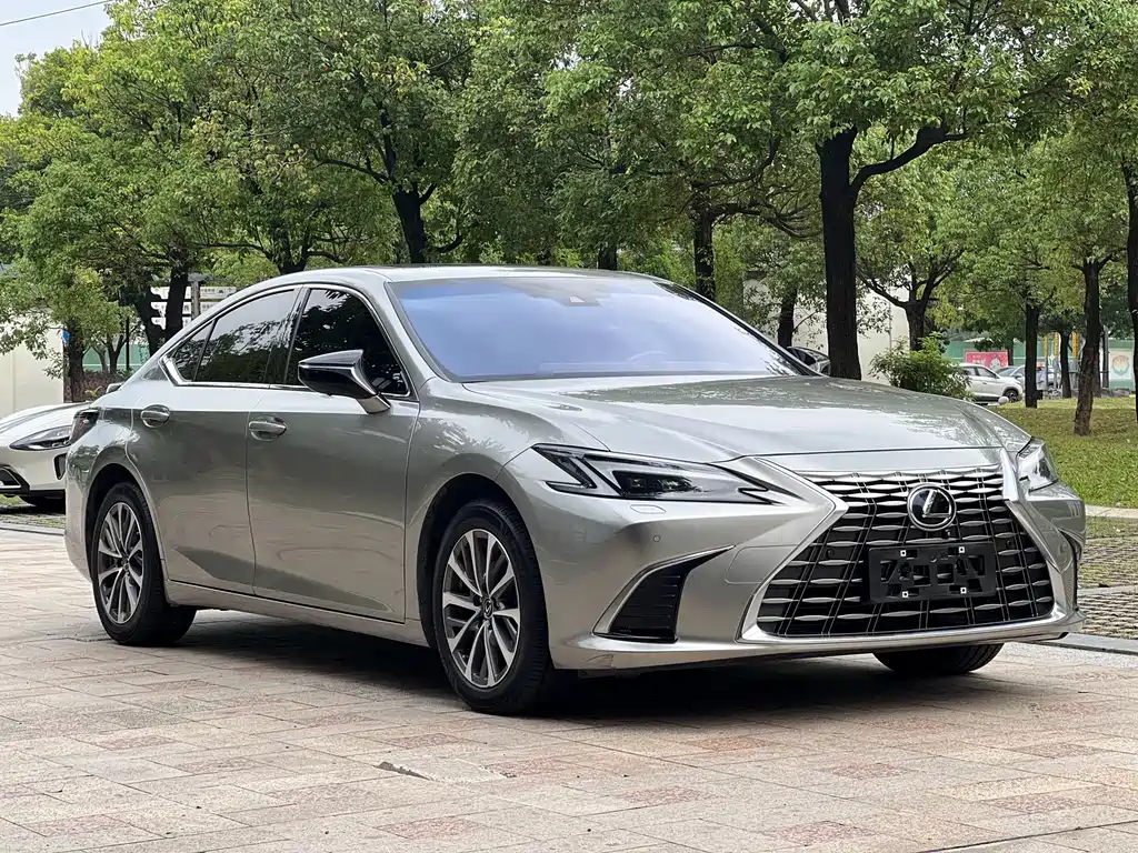 Lexus ES — фотографии объявления, Фото 6