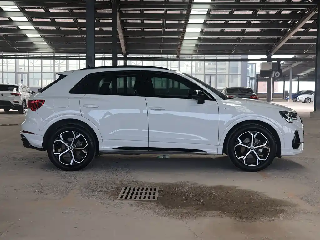Audi Q3 — миниатюра 4