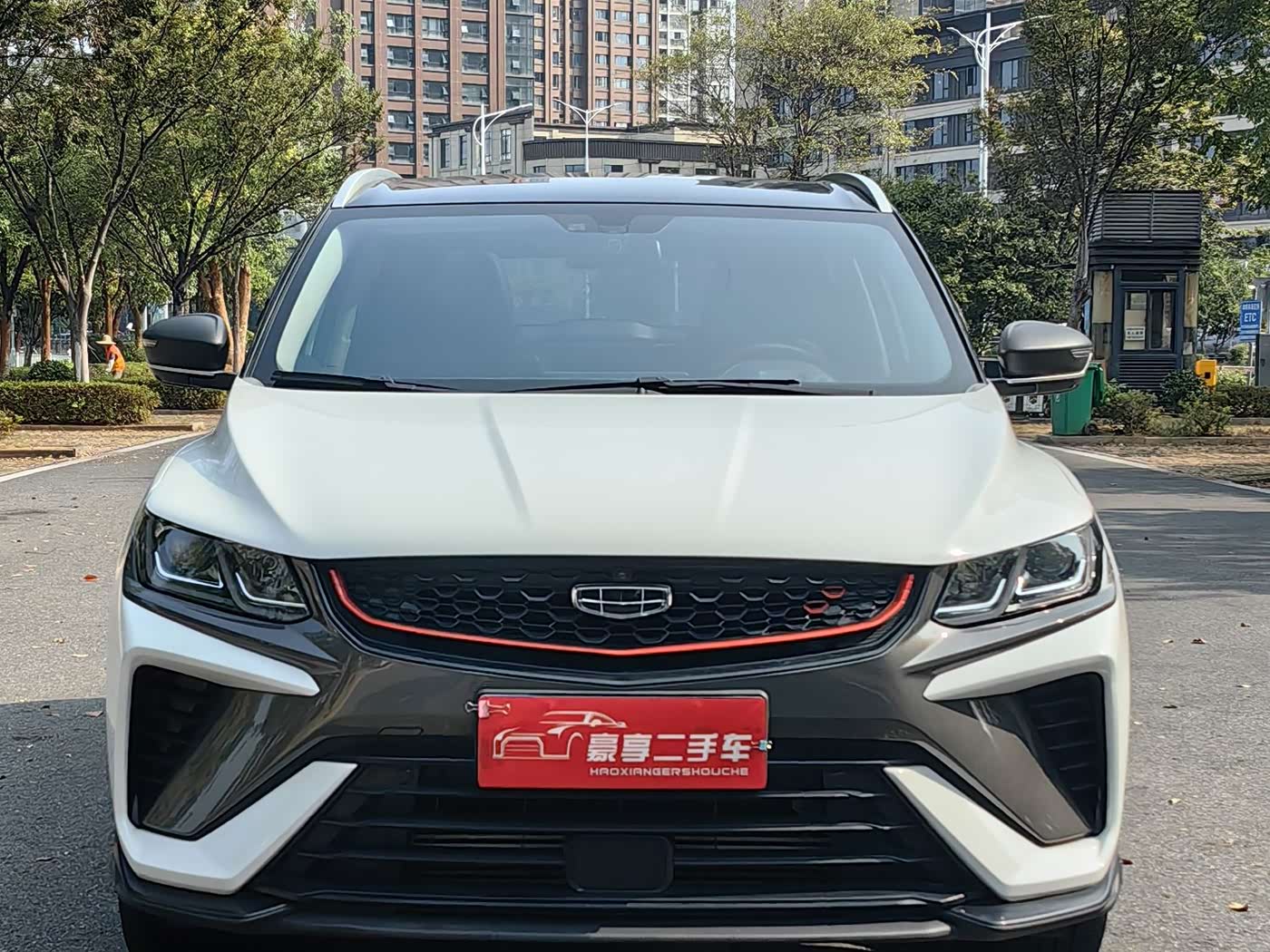 Geely Binyue 1.4 л 2022 г. Белый, пробег 49000 км
