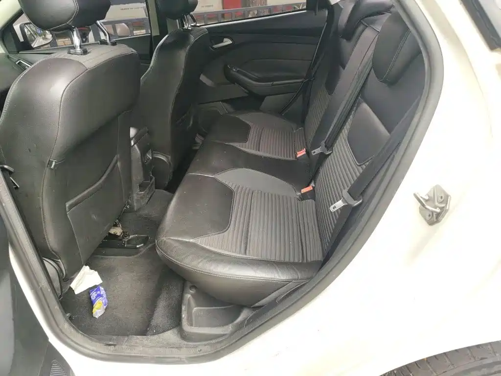 Ford Focus — миниатюра 18