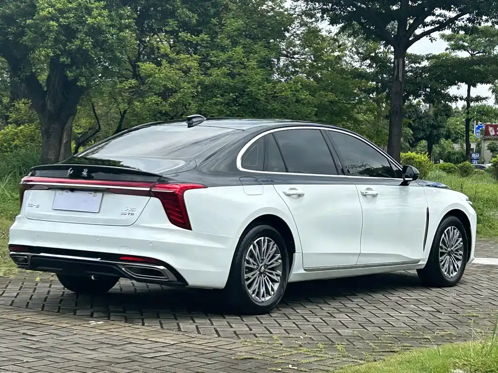 Hongqi Hongqi H5 — миниатюра 6