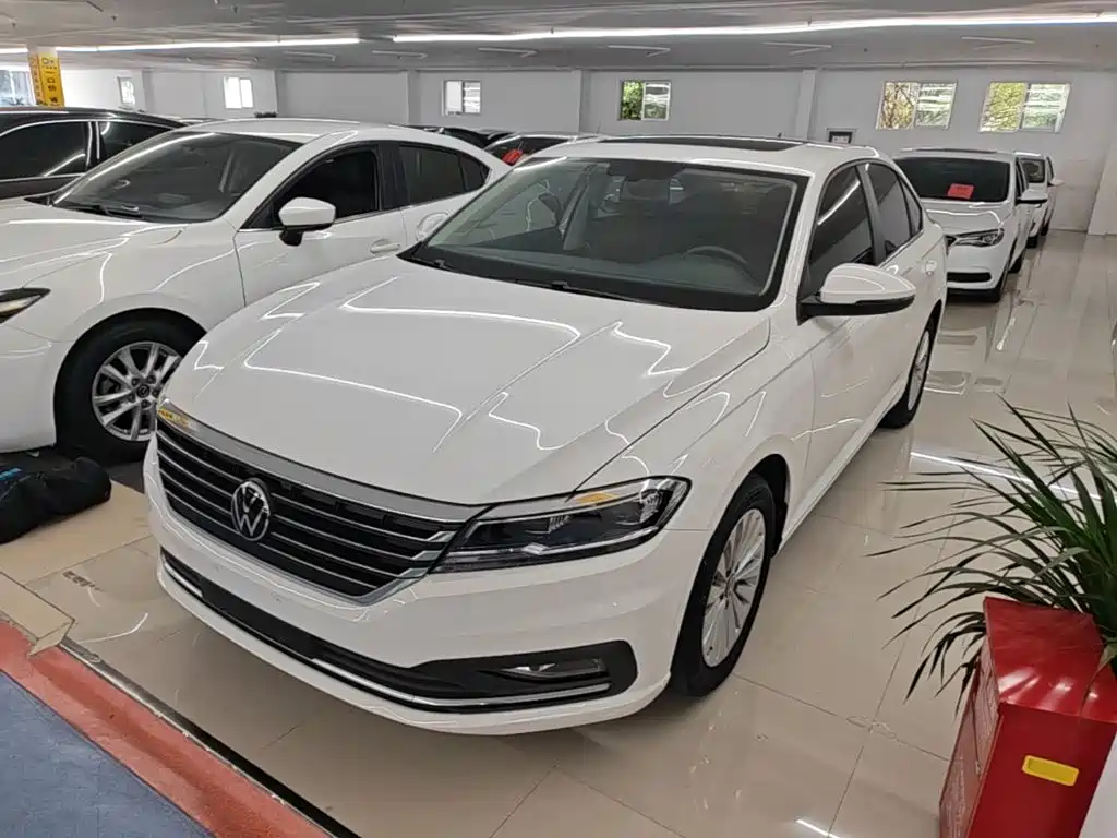 Volkswagen Lavida — миниатюра 2