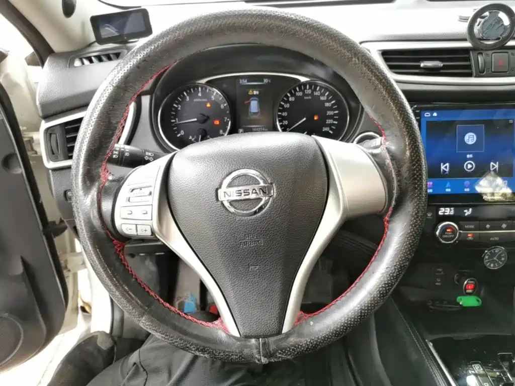 Nissan X-Trail — миниатюра 11