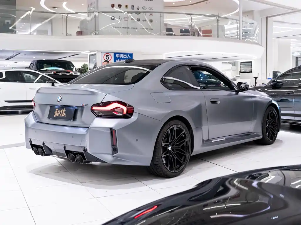 BMW M2 — миниатюра 6