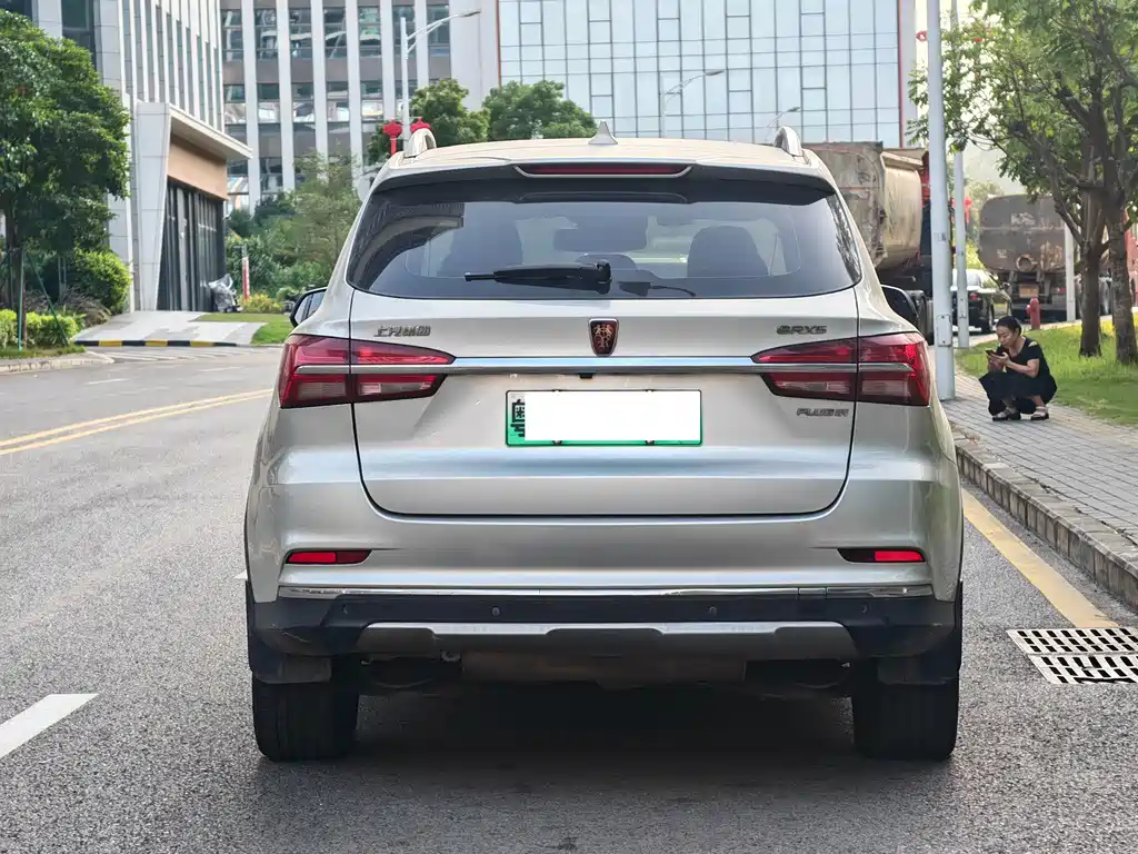 Roewe RX5 New Energy — миниатюра 6