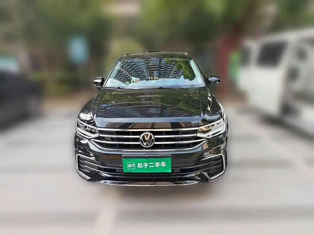 Volkswagen Tiguan L — миниатюра 24