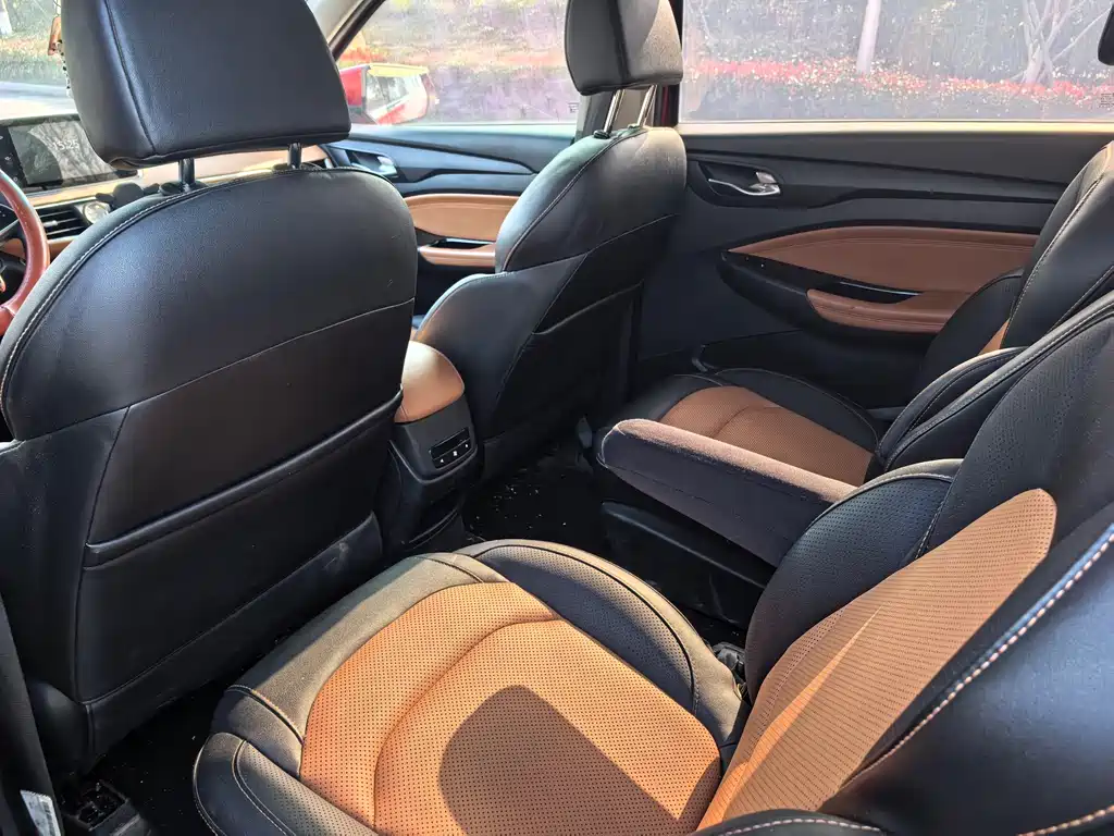 WULING WULING HONGGUANG S3