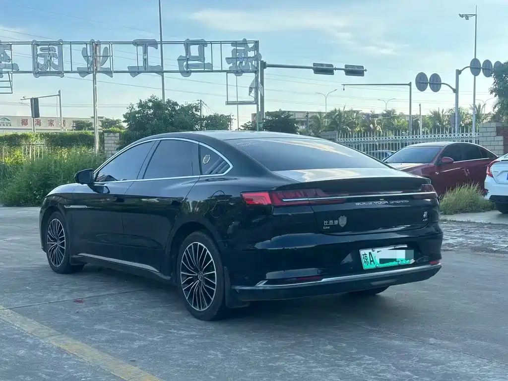 BYD Han — миниатюра 6