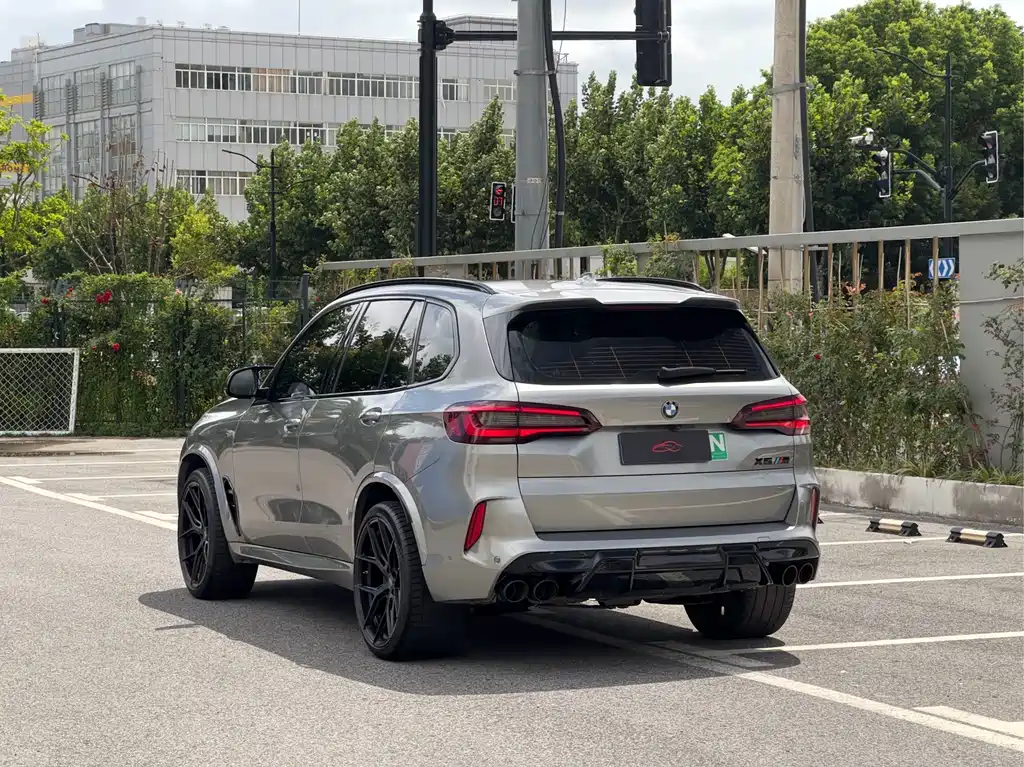 BMW X5 M — миниатюра 6