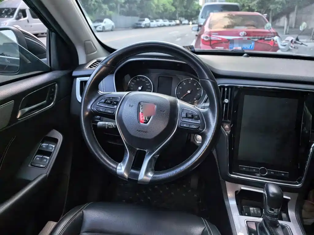Roewe RX5 — миниатюра 3