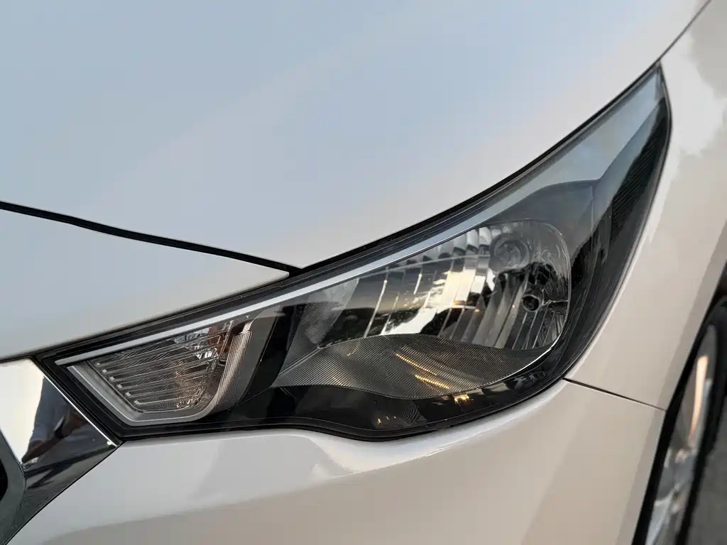 Hyundai Verna — миниатюра 20