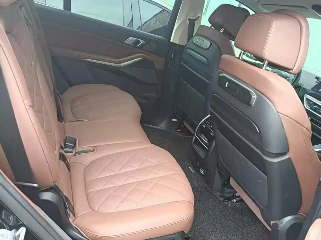 BMW X7 — миниатюра 6