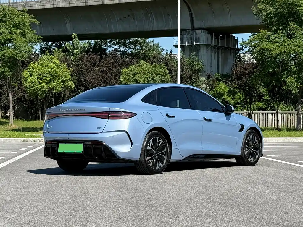 BYD Seal — миниатюра 6