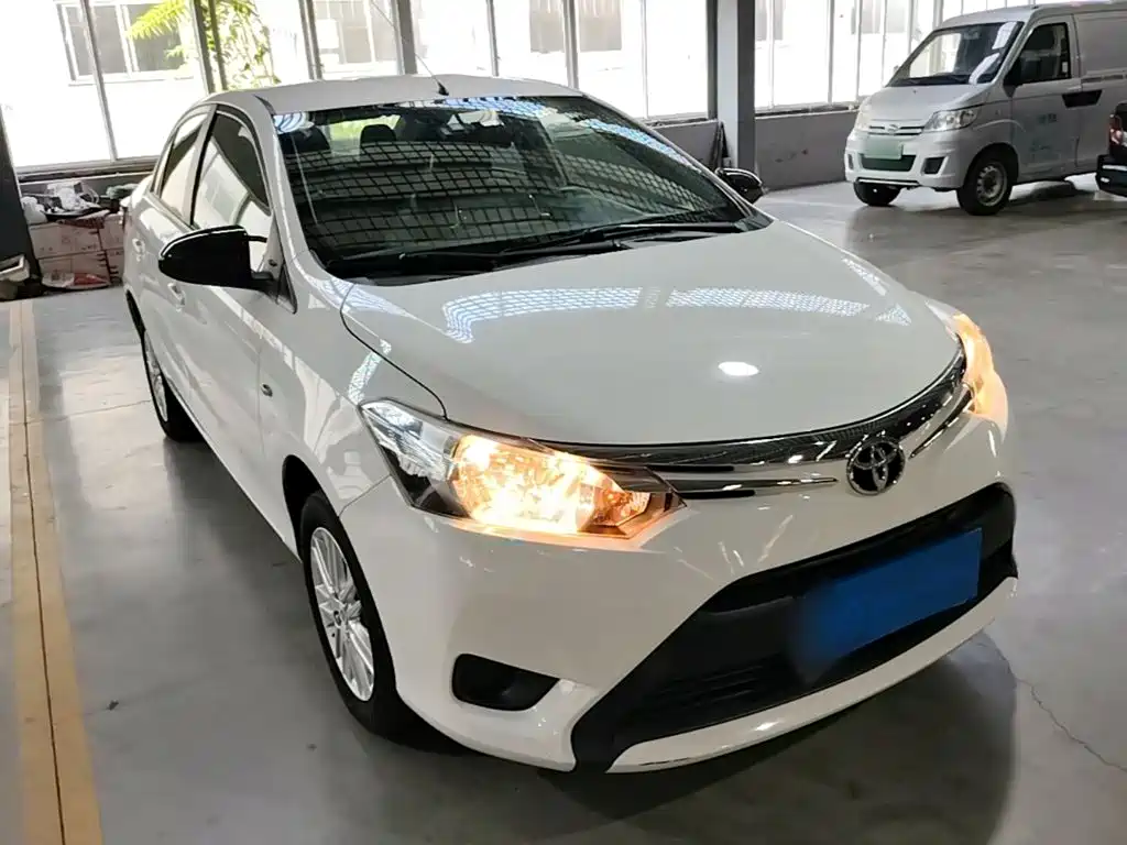 Toyota Vios — миниатюра 4