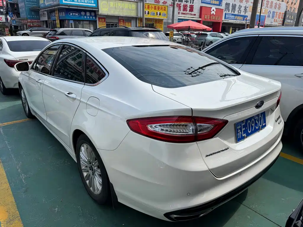 Ford Mondeo — миниатюра 14