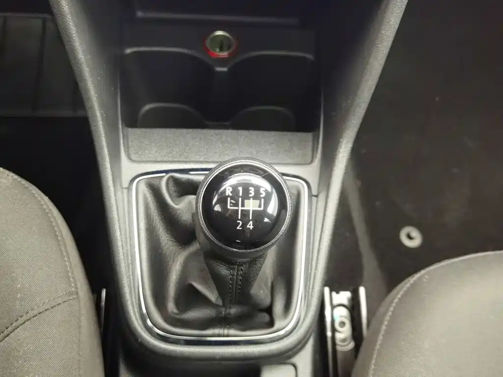 Volkswagen Jetta — миниатюра 13