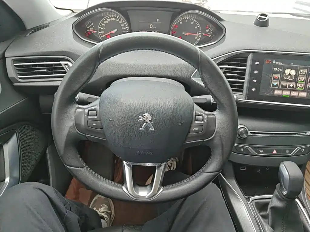 Peugeot 308S — миниатюра 11
