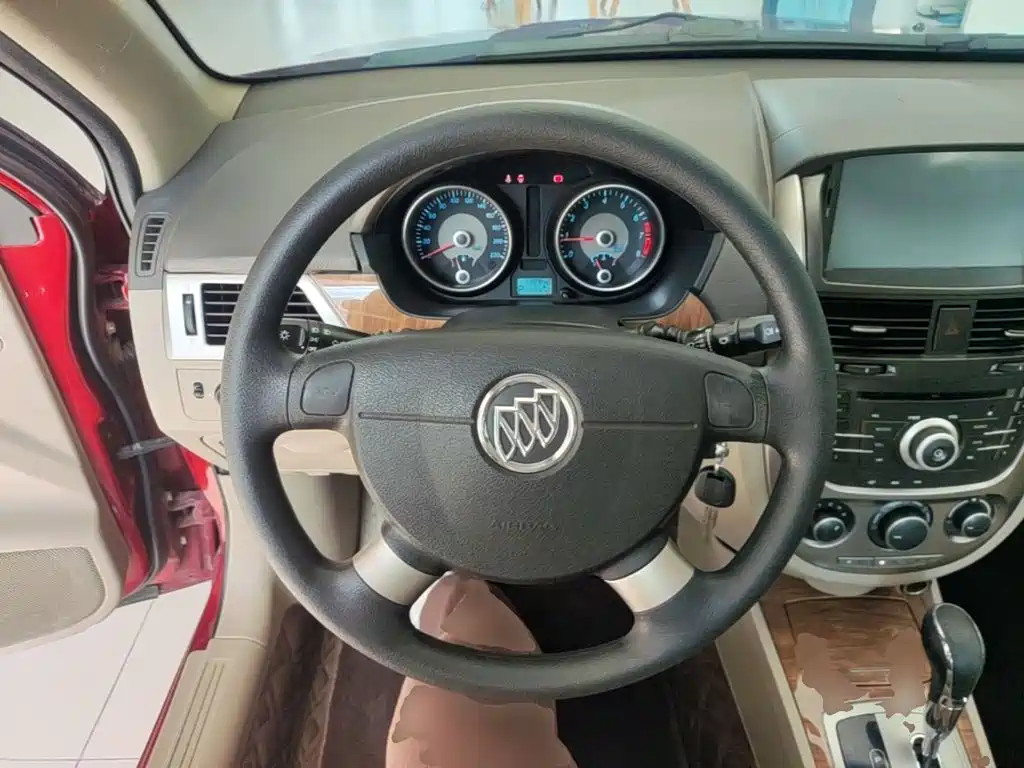 Buick Excelle — миниатюра 11