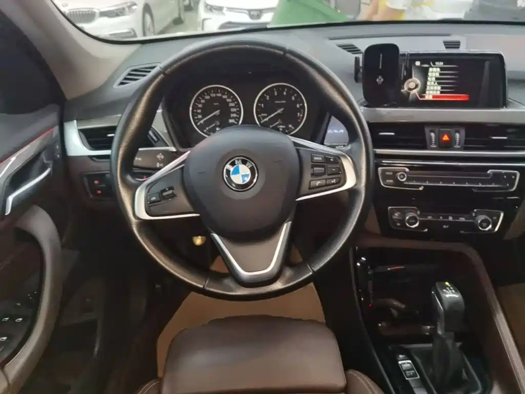 BMW X1 — миниатюра 11