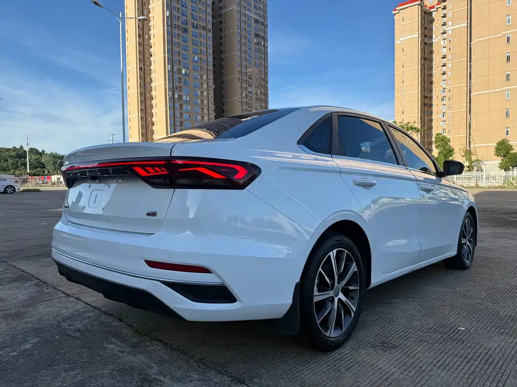 Geely Emgrand — миниатюра 8