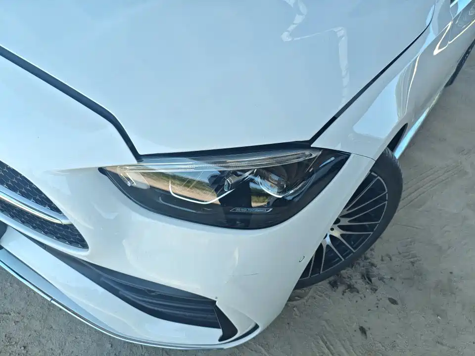 Mercedes-Benz C-Class — миниатюра 12
