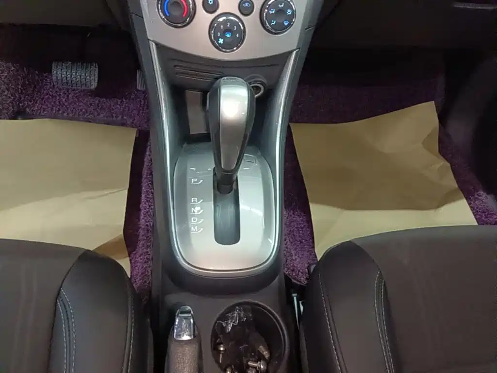 Chevrolet Trax — миниатюра 14