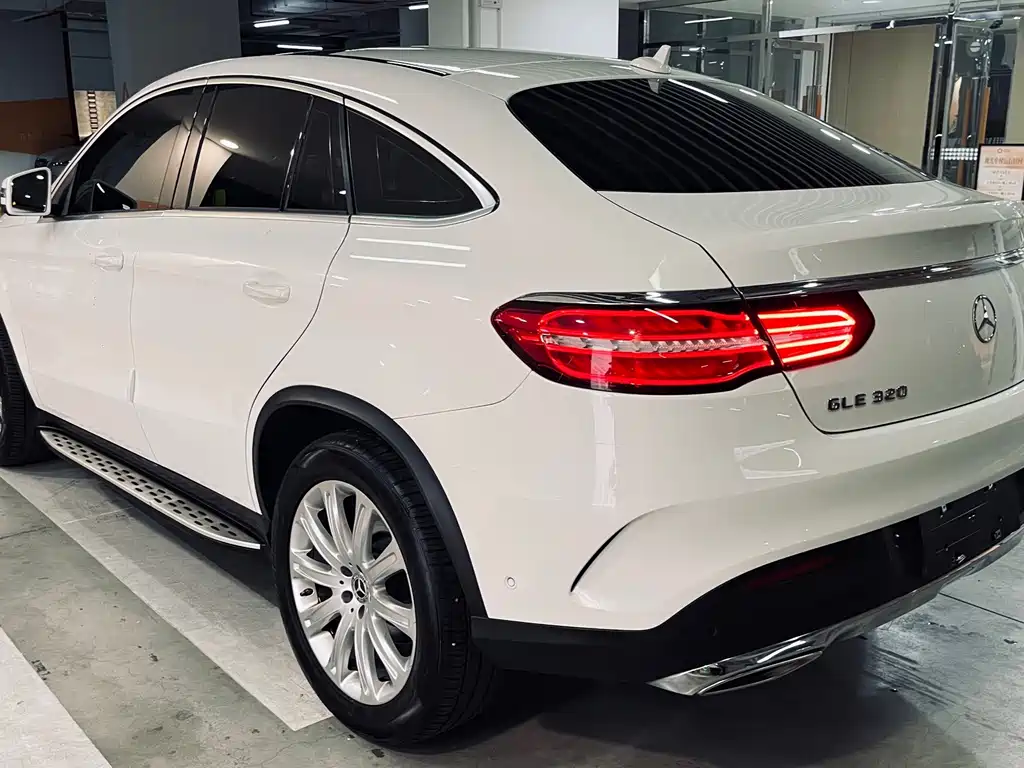 Mercedes-Benz GLE Coupe — миниатюра 15