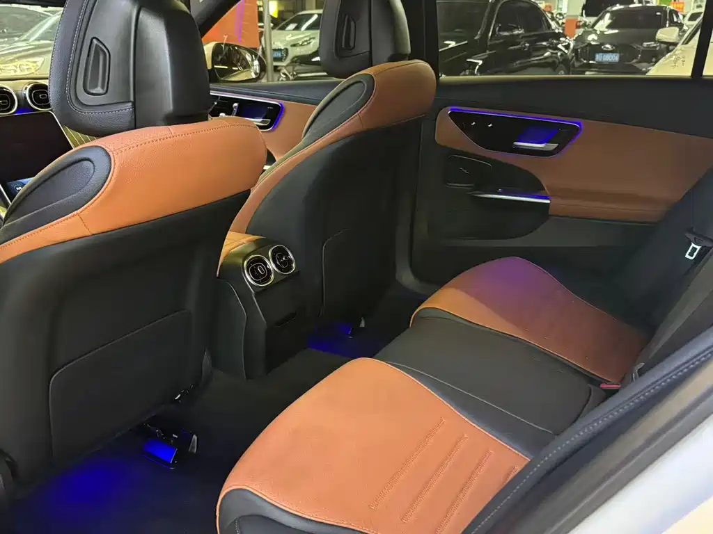 Mercedes-Benz C-Class — миниатюра 17