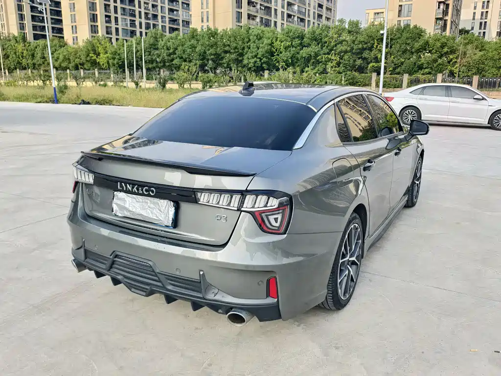 Lynk & Co 03 — миниатюра 5