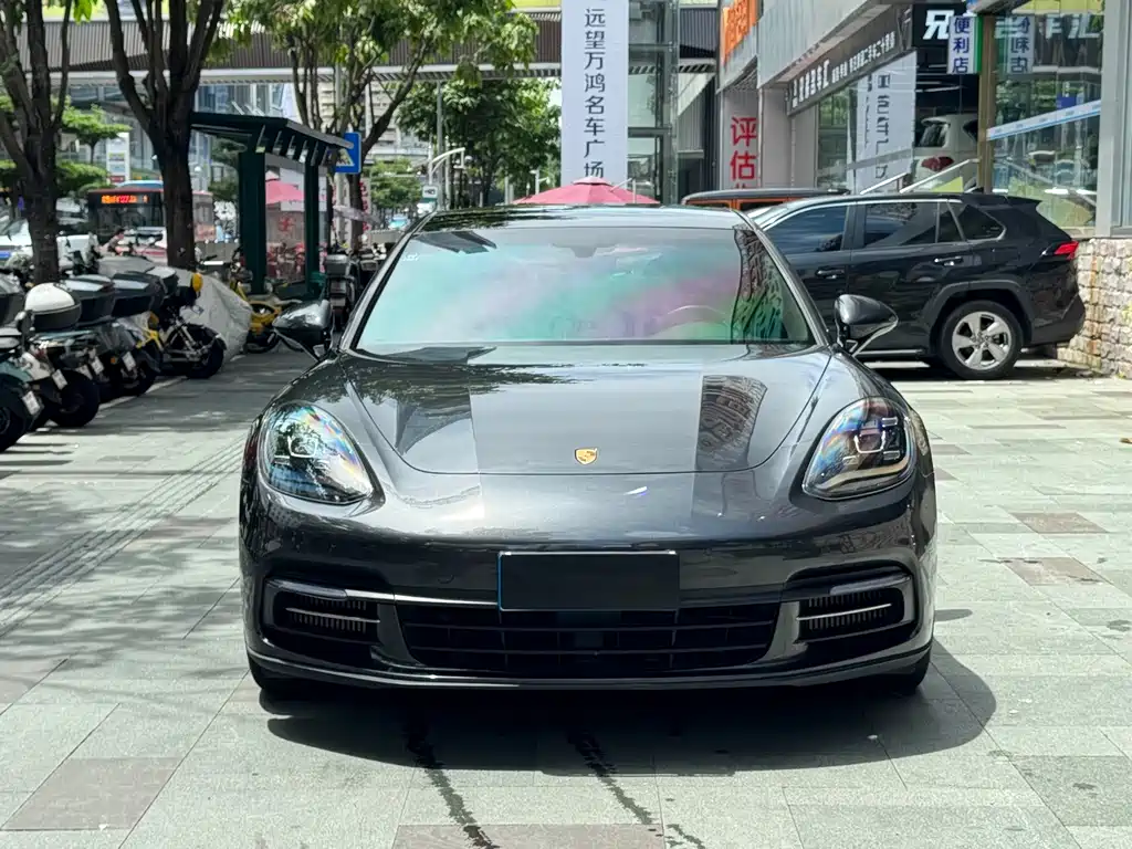 Porsche Panamera — миниатюра 2