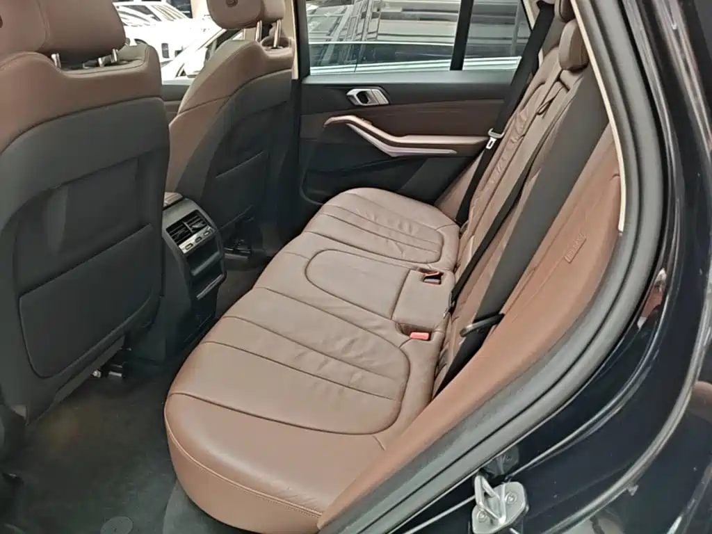 BMW X5 (Import) — миниатюра 17